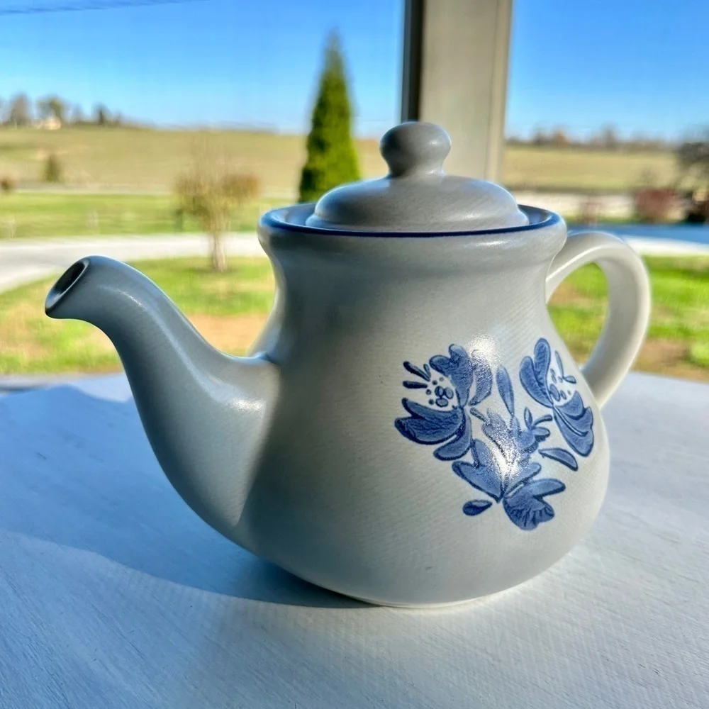 VINTAGE, PFALTZGRAFF, WHITE IRONSTONE TEAPOT WITH BLUE FLORAL PATTERN.